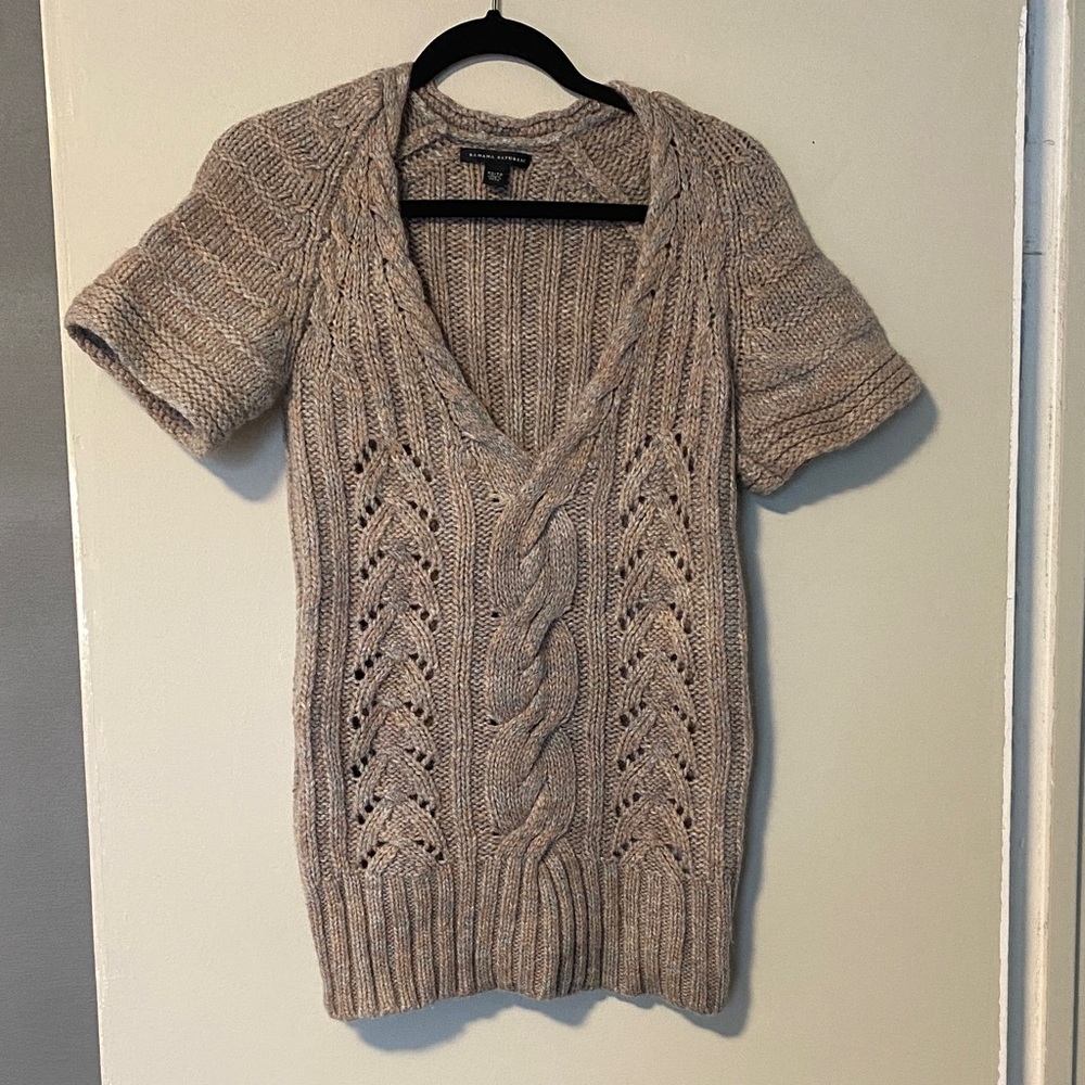 Banana Republic V-Neck Cable Knit Sweater - Beige